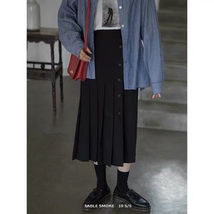 NWOT Midi skirt Black button down